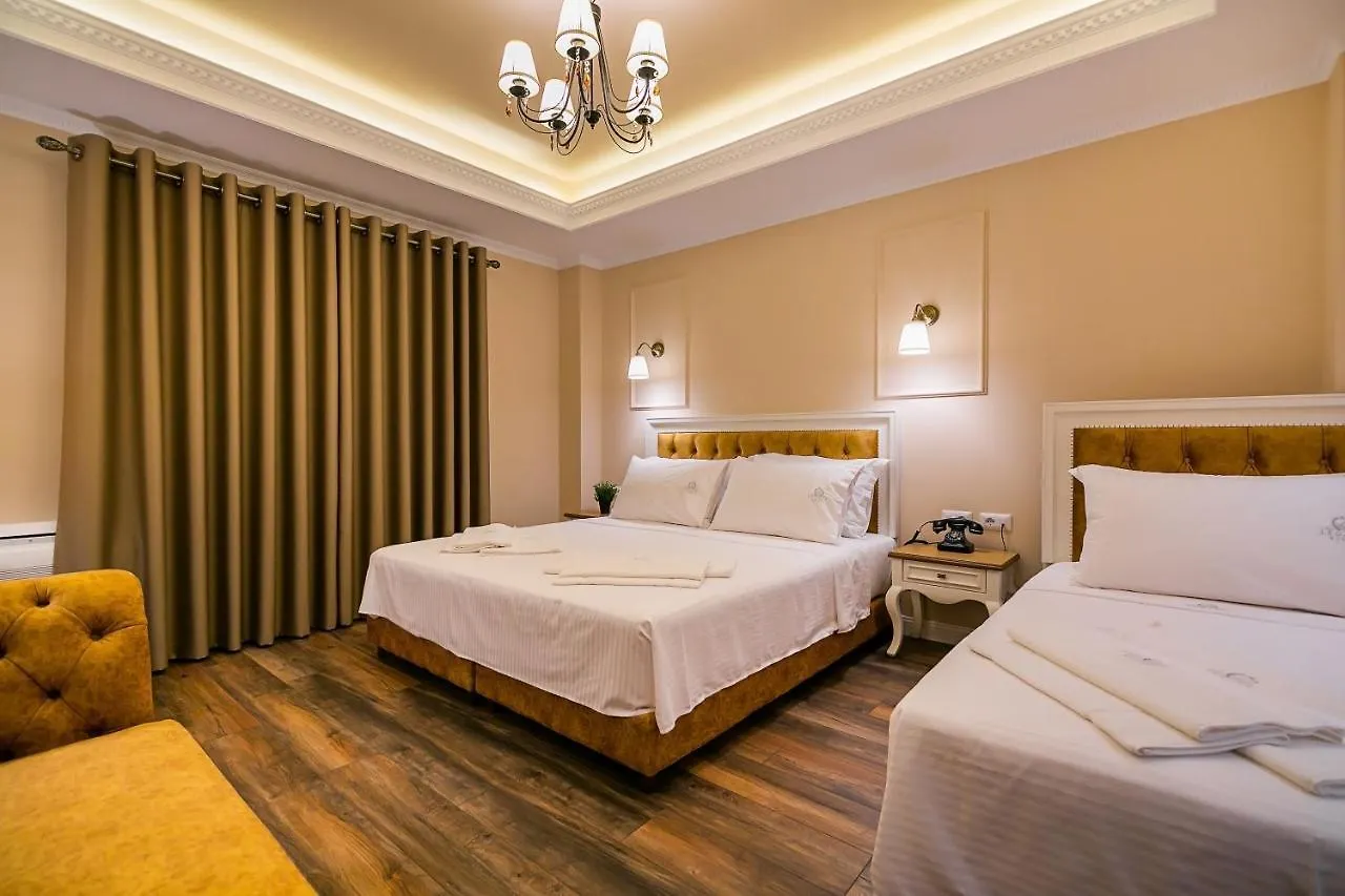 ****  Legacy Boutique Hotel Korce Albánie