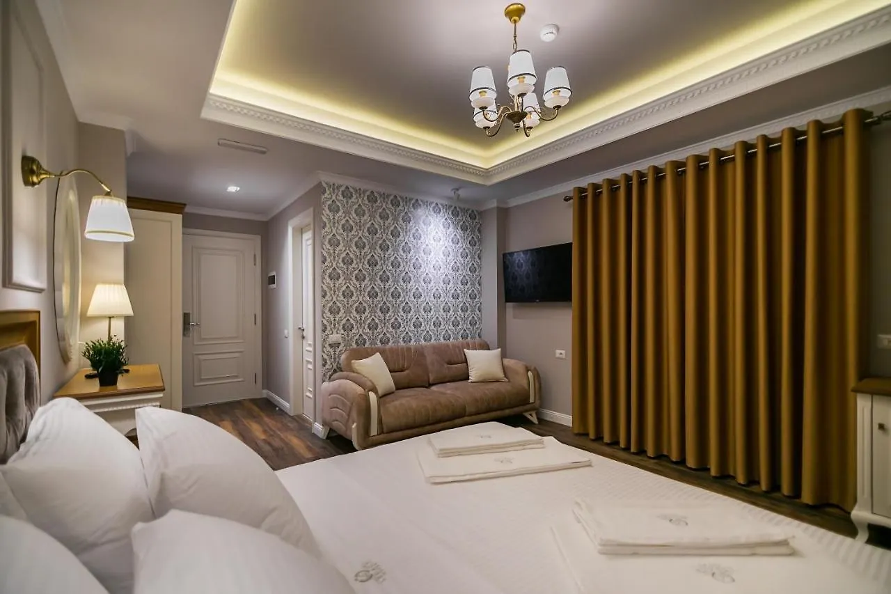 ****  Legacy Boutique Hotel Korce Albánie