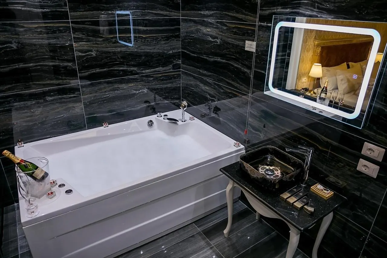 Legacy Boutique Hotel Korce